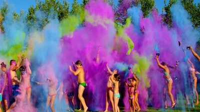 Colored powder party